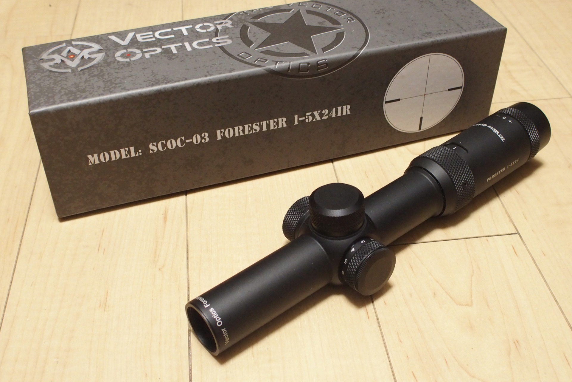 高コストパフォーマンスなショートスコープ Vector Optics SCOC-03