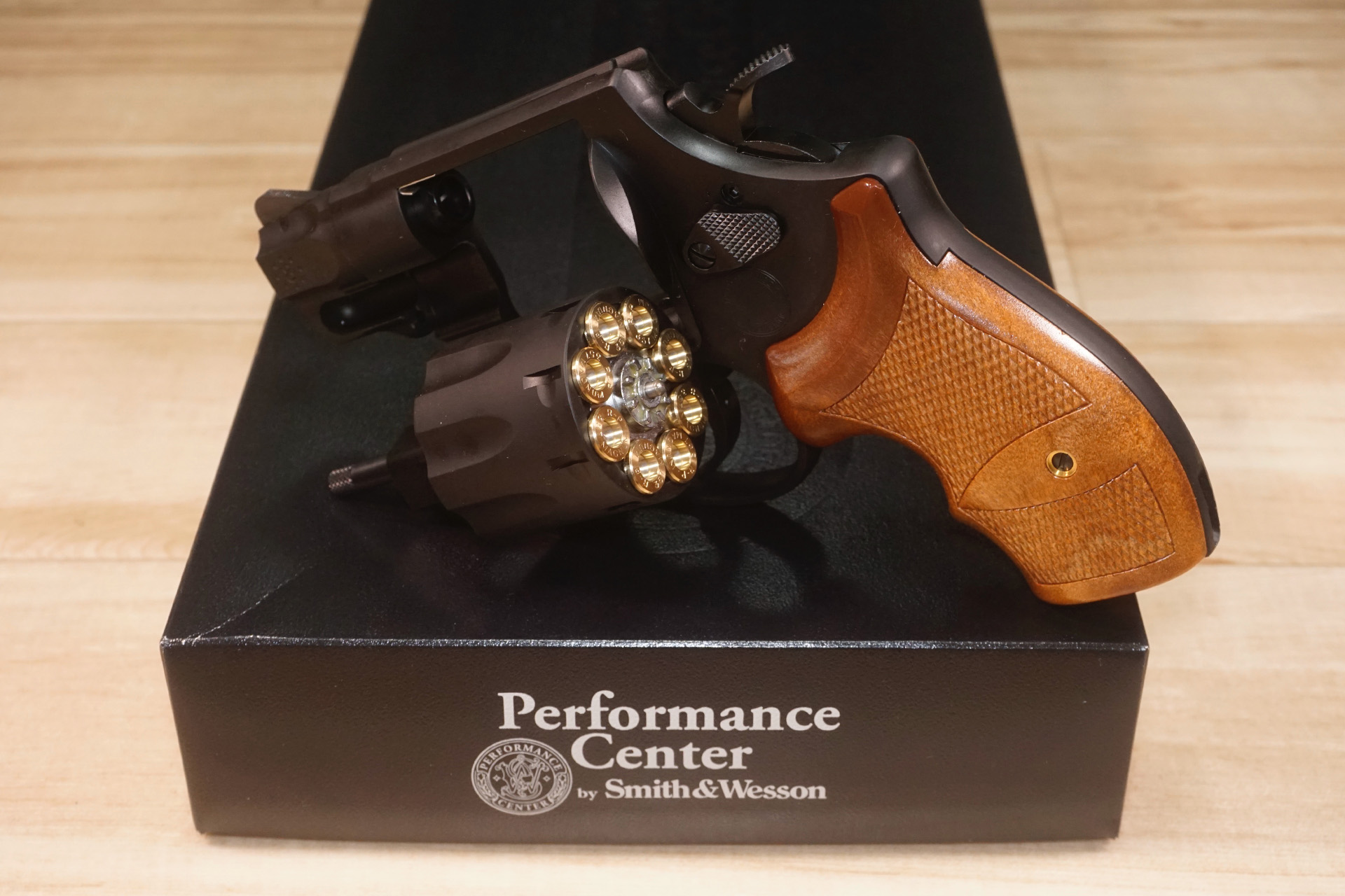 タナカワークス製モデルガン S&W Performance Center M327 R8 2インチ