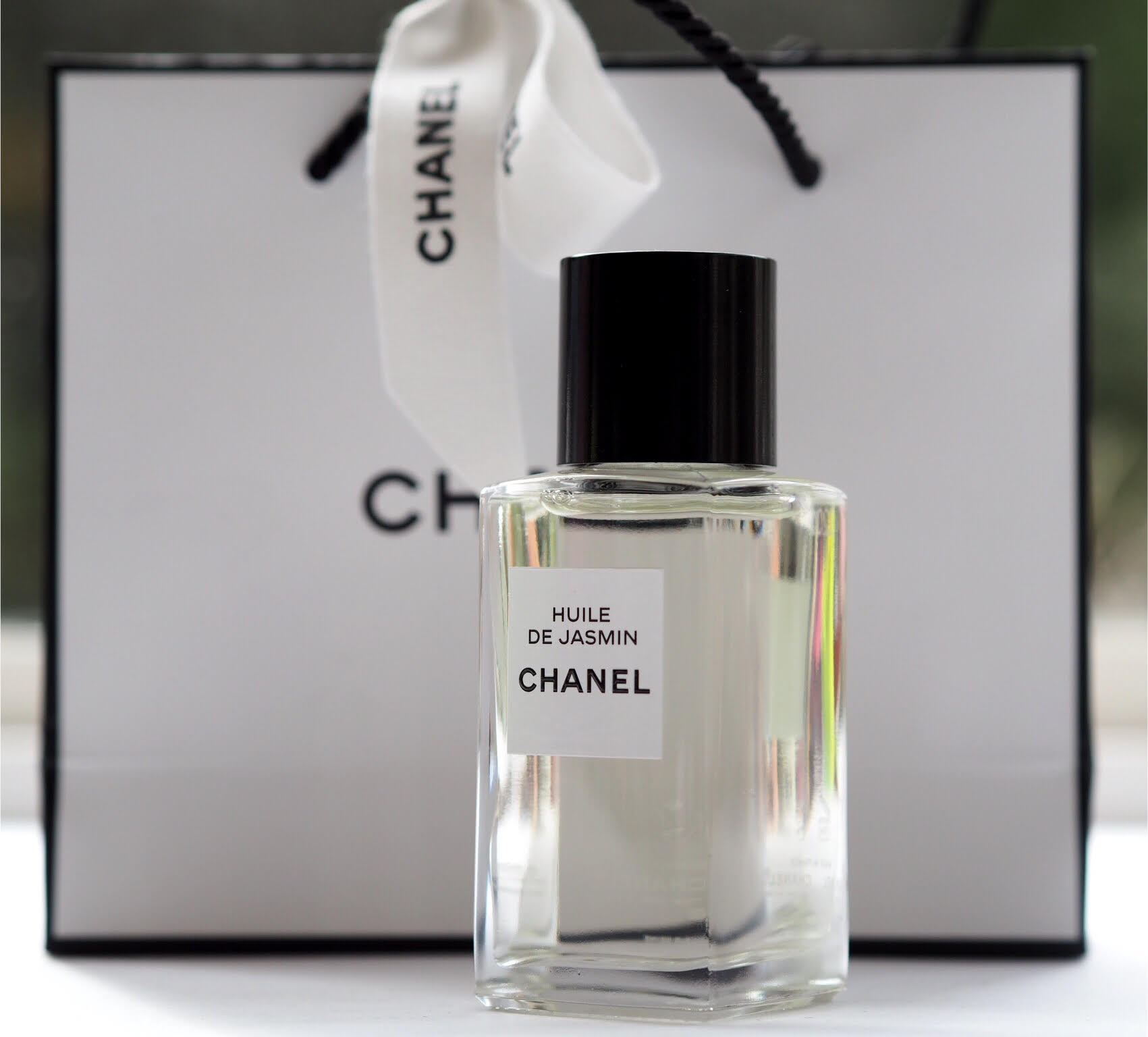 Chanel-Huile-de-Jasmine.jpg?