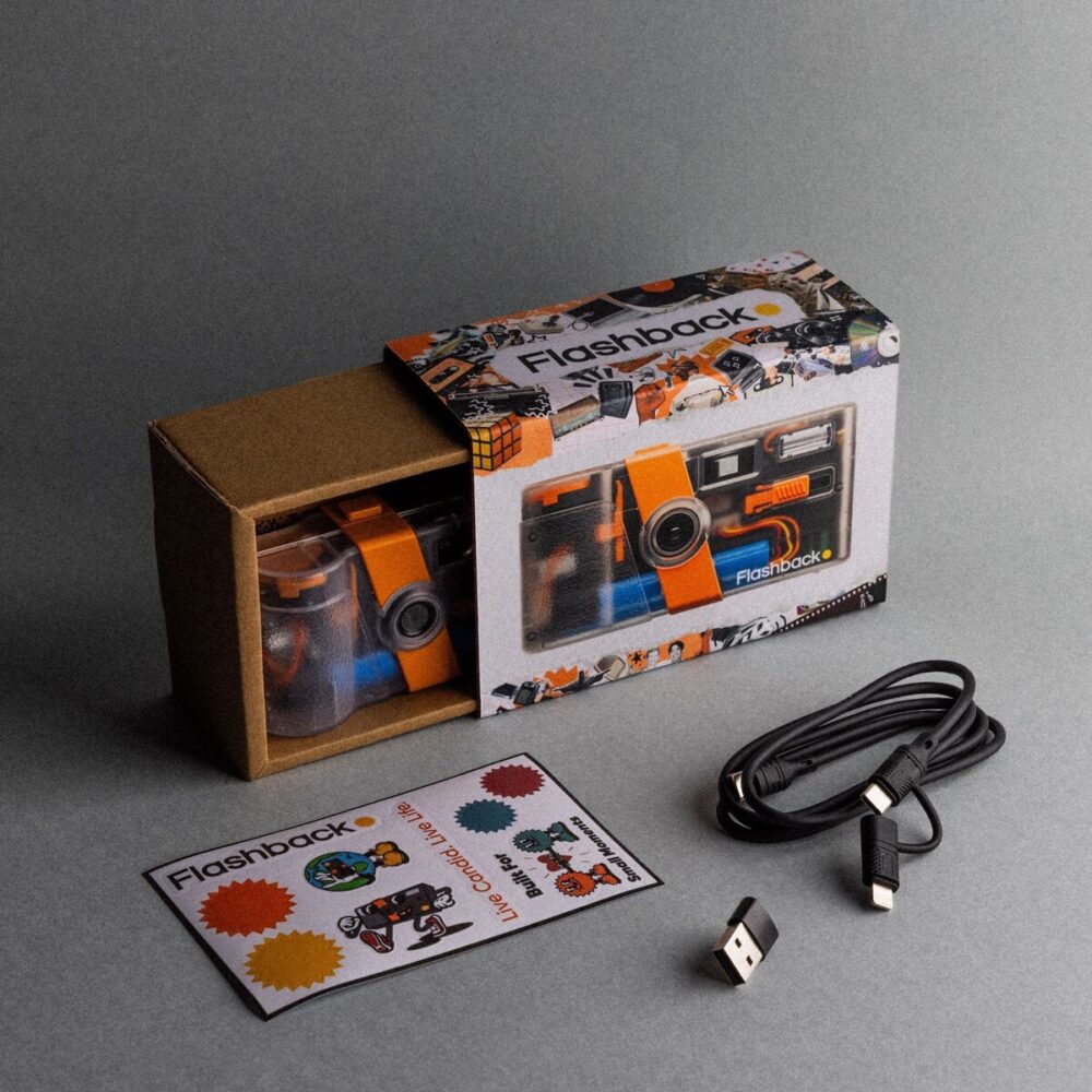 USB-C充電＆RAW対応だけどディスプレイは無い？懐かしさ全振りのレトロ