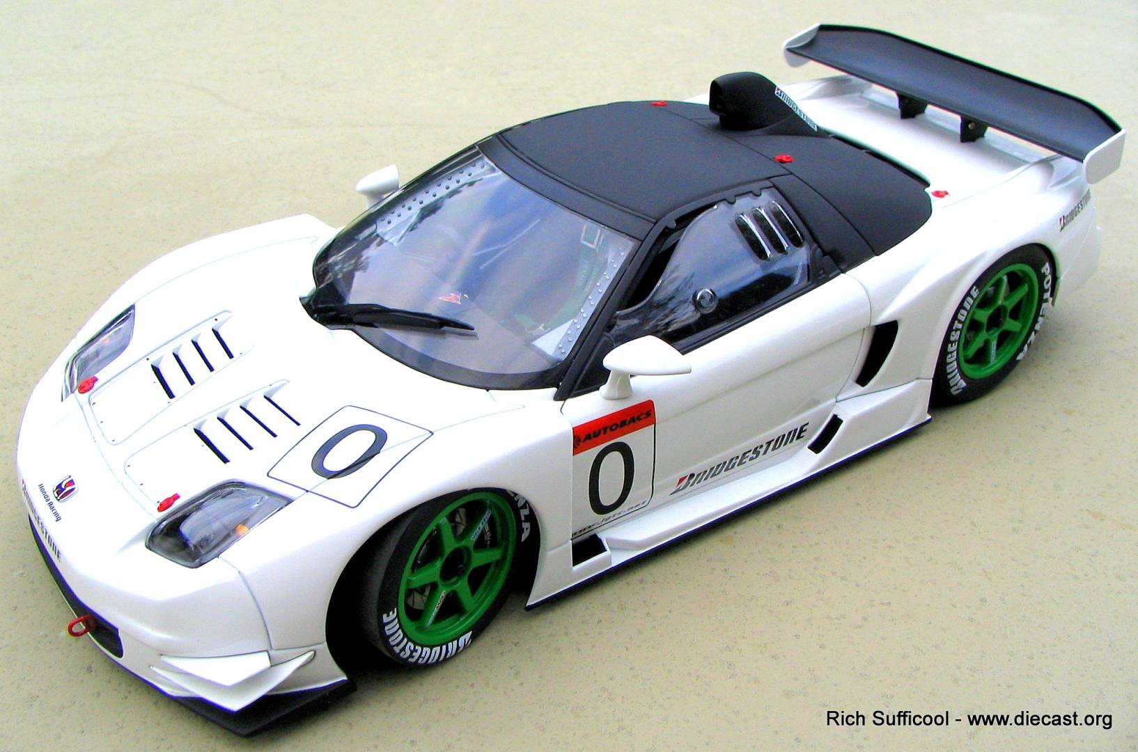 A Super NSX… [PIC] – Forum 18 – The Diecast Zone Forums