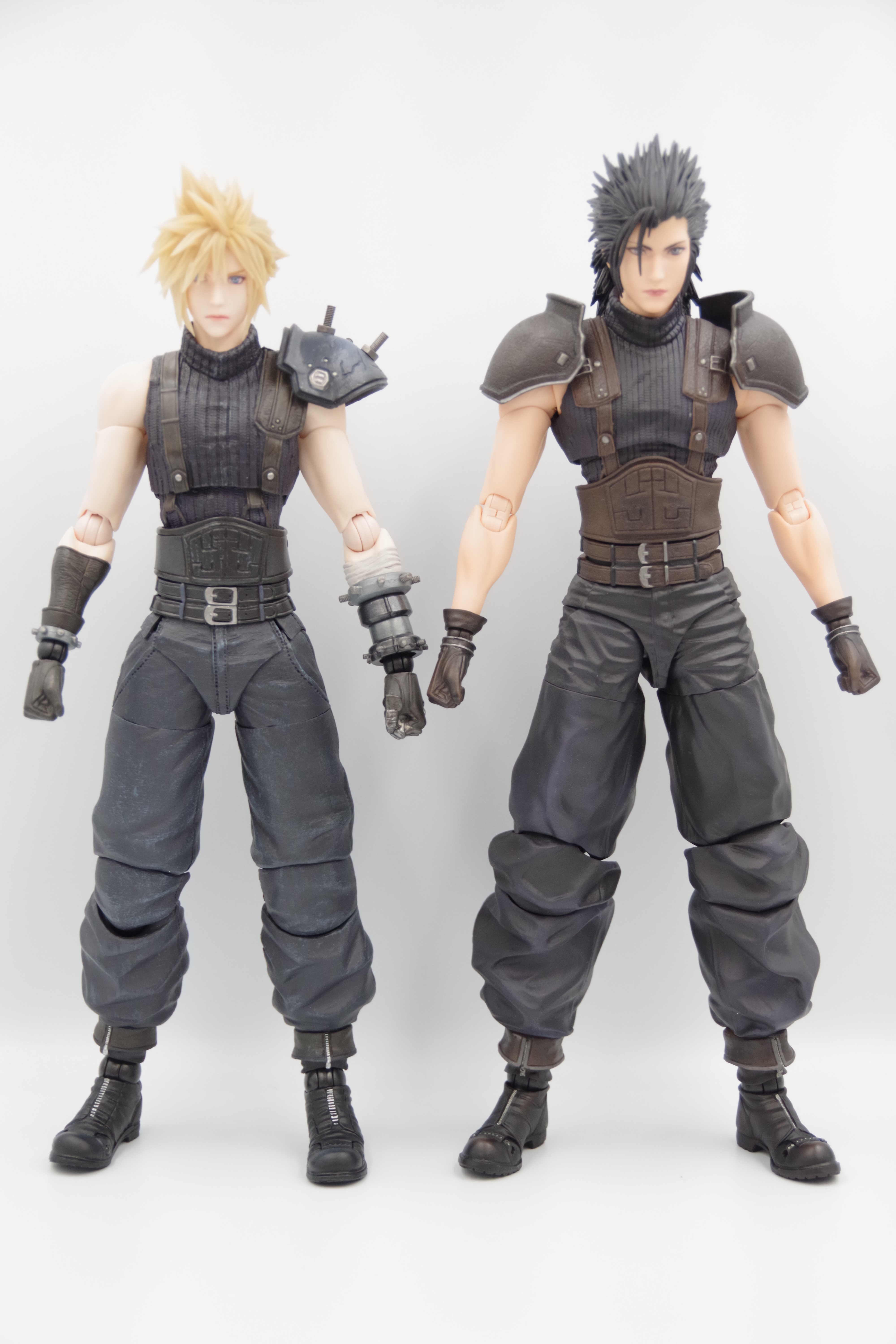 クライシス コア -ファイナルファンタジーVII- リユニオン PLAY ARTS改