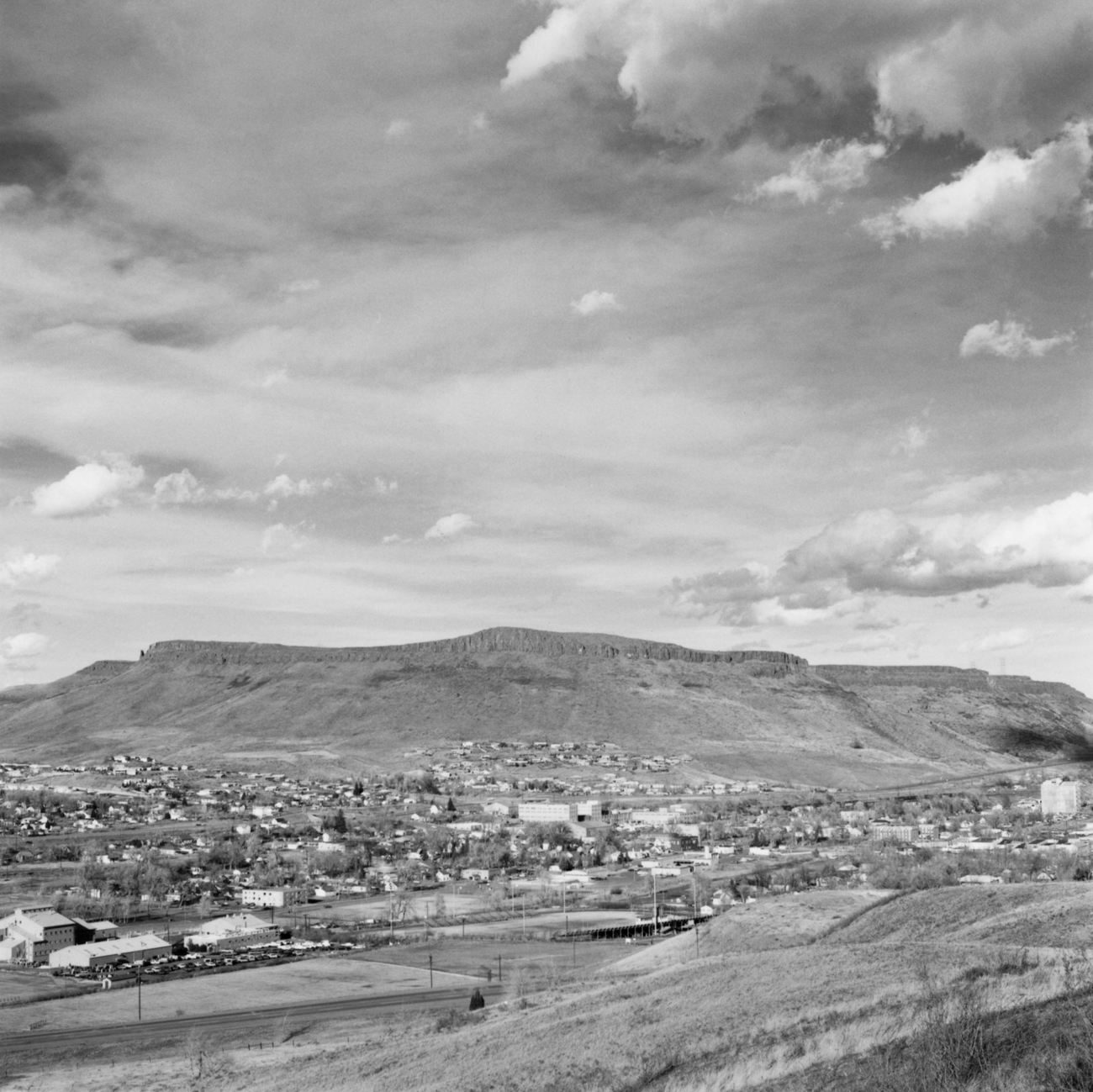 Robert Adams: The New West | Fraenkel Gallery