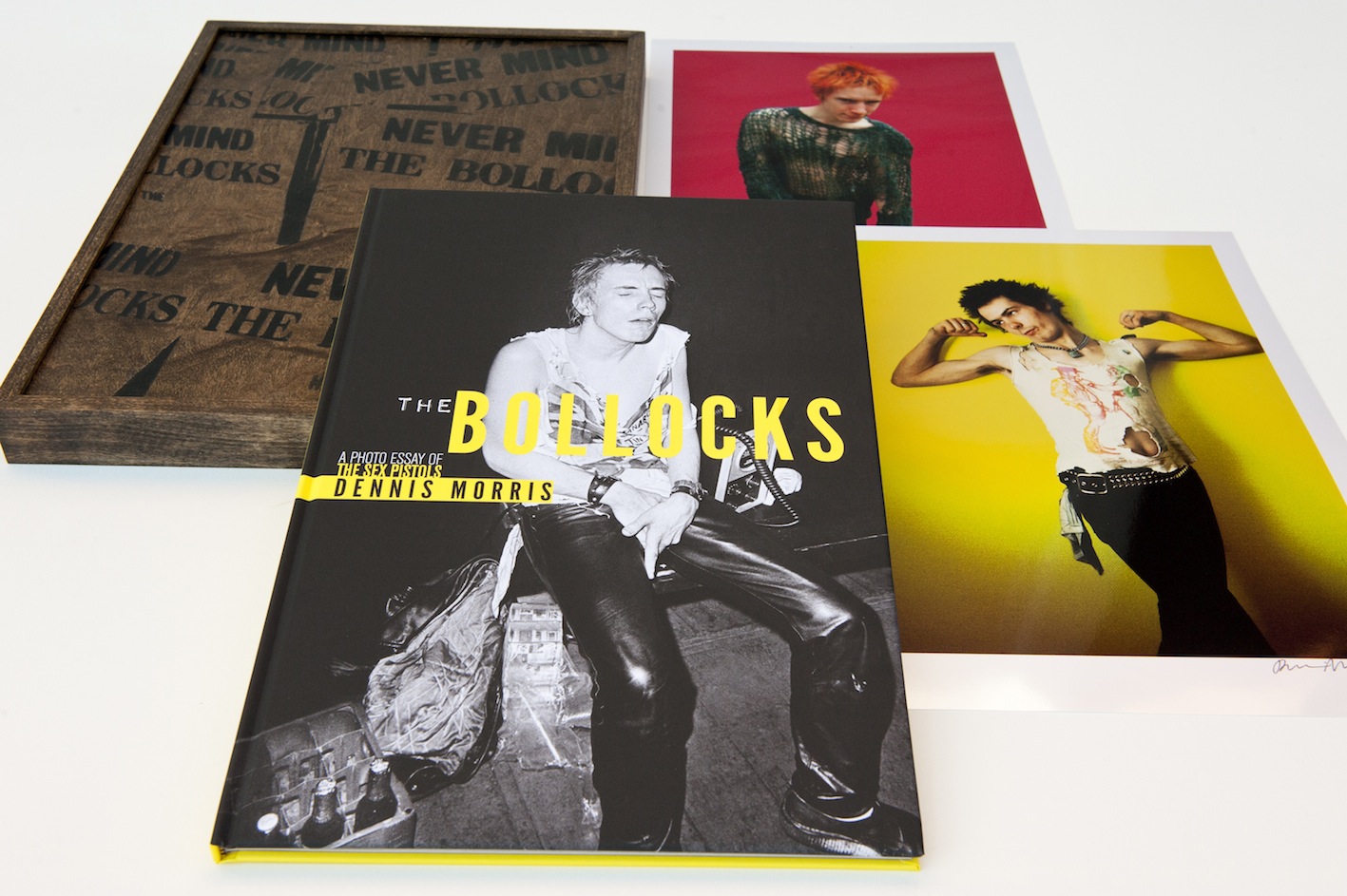 DENNIS MORRIS: THE BOLLOCKS - A PHOTO ESSAY OF THE SEX PISTOLS