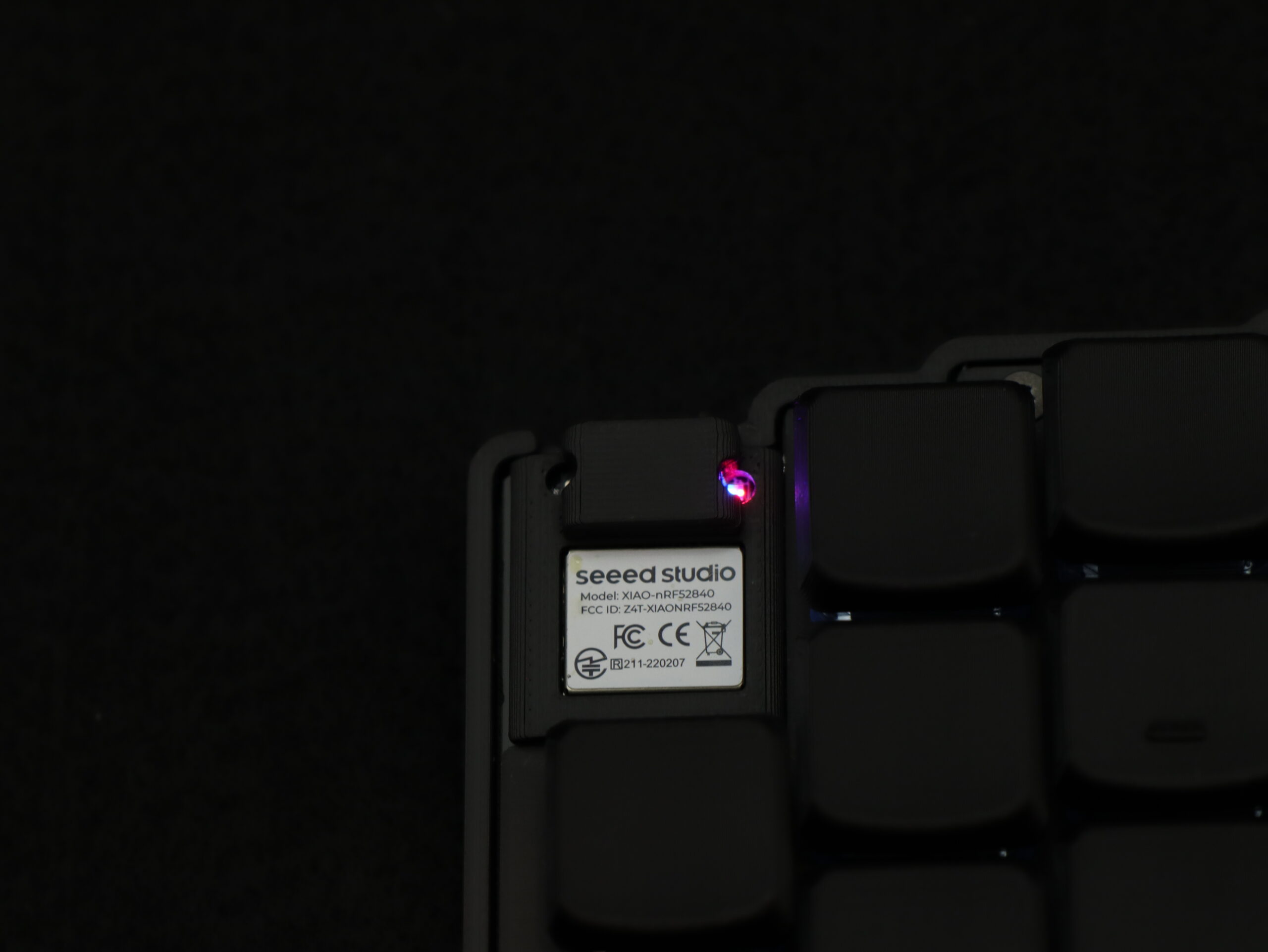 レビュー】”moNa2”分離キーボード沼の極みへ…完全無線・小型・軽量の