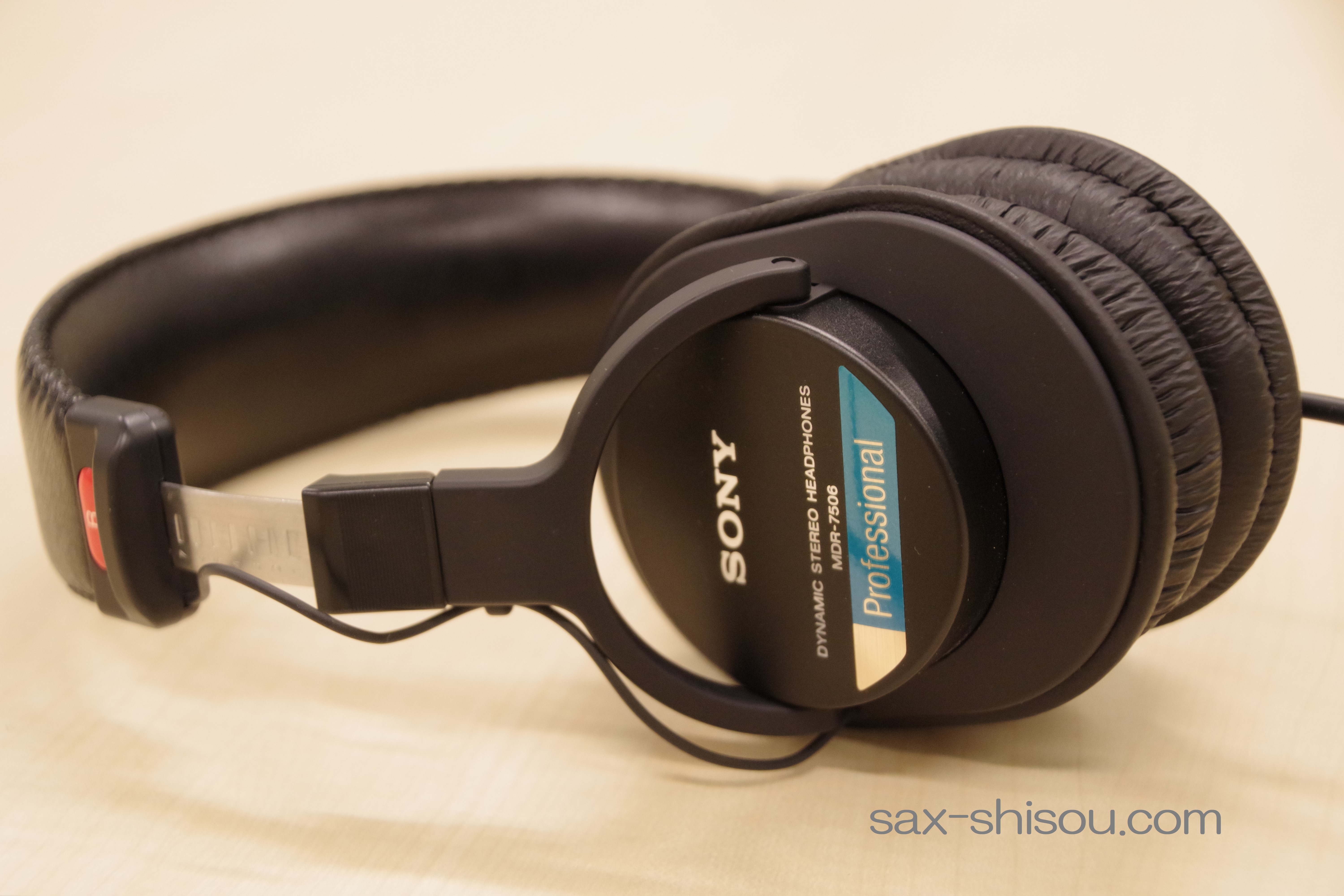 SONY MDR-7506 モニターヘッドフォン 耳コピや鑑賞に！音楽環境を