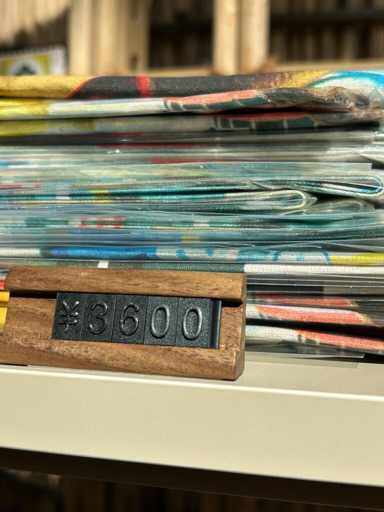 万博UAE館 ハンカチ2枚セット 万博UAE館 ハンカチ2枚セット 万博UAE館