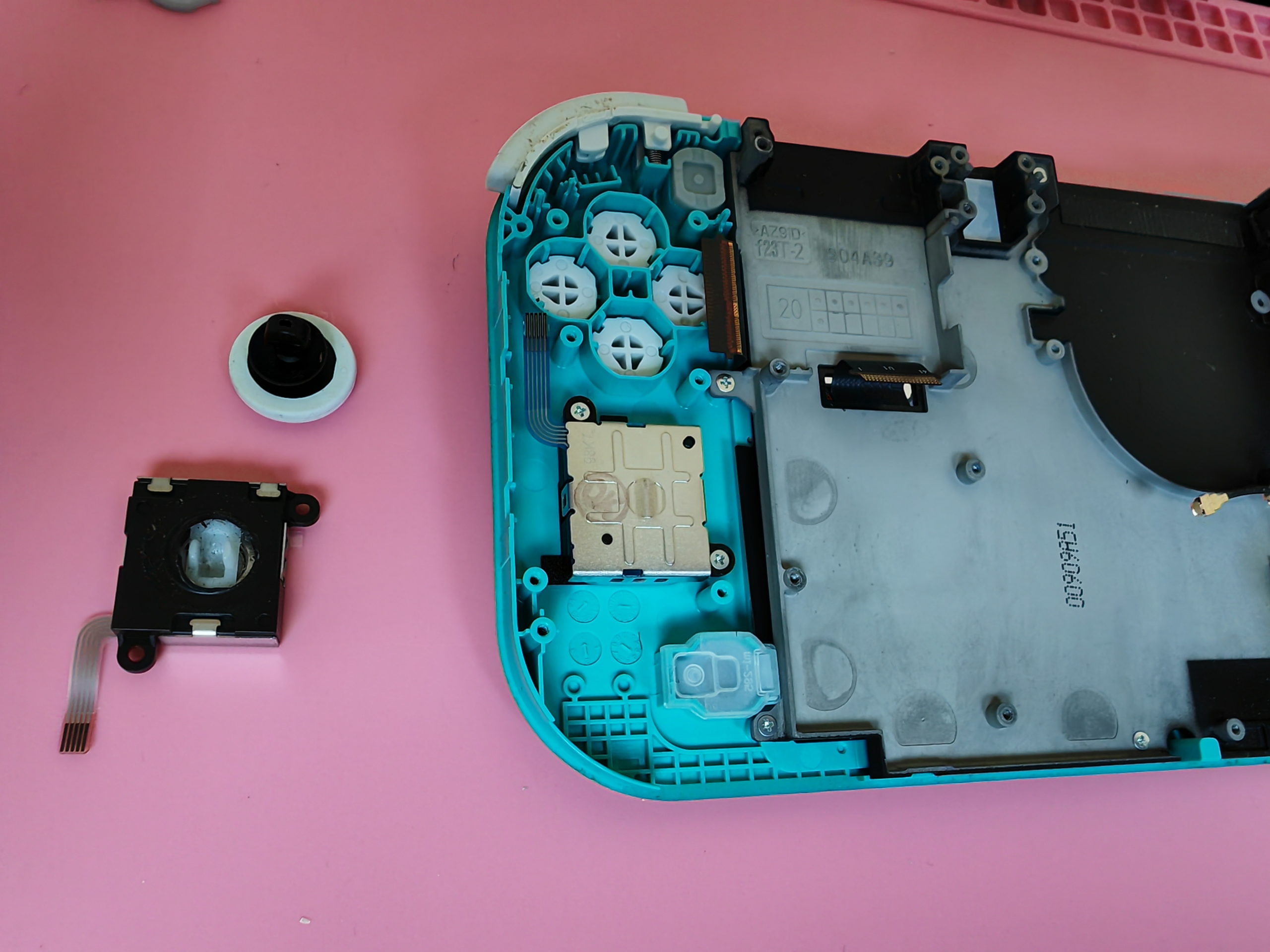 修理屋】 Nintendo Switch Lite ジョイスティック 折れた 修理