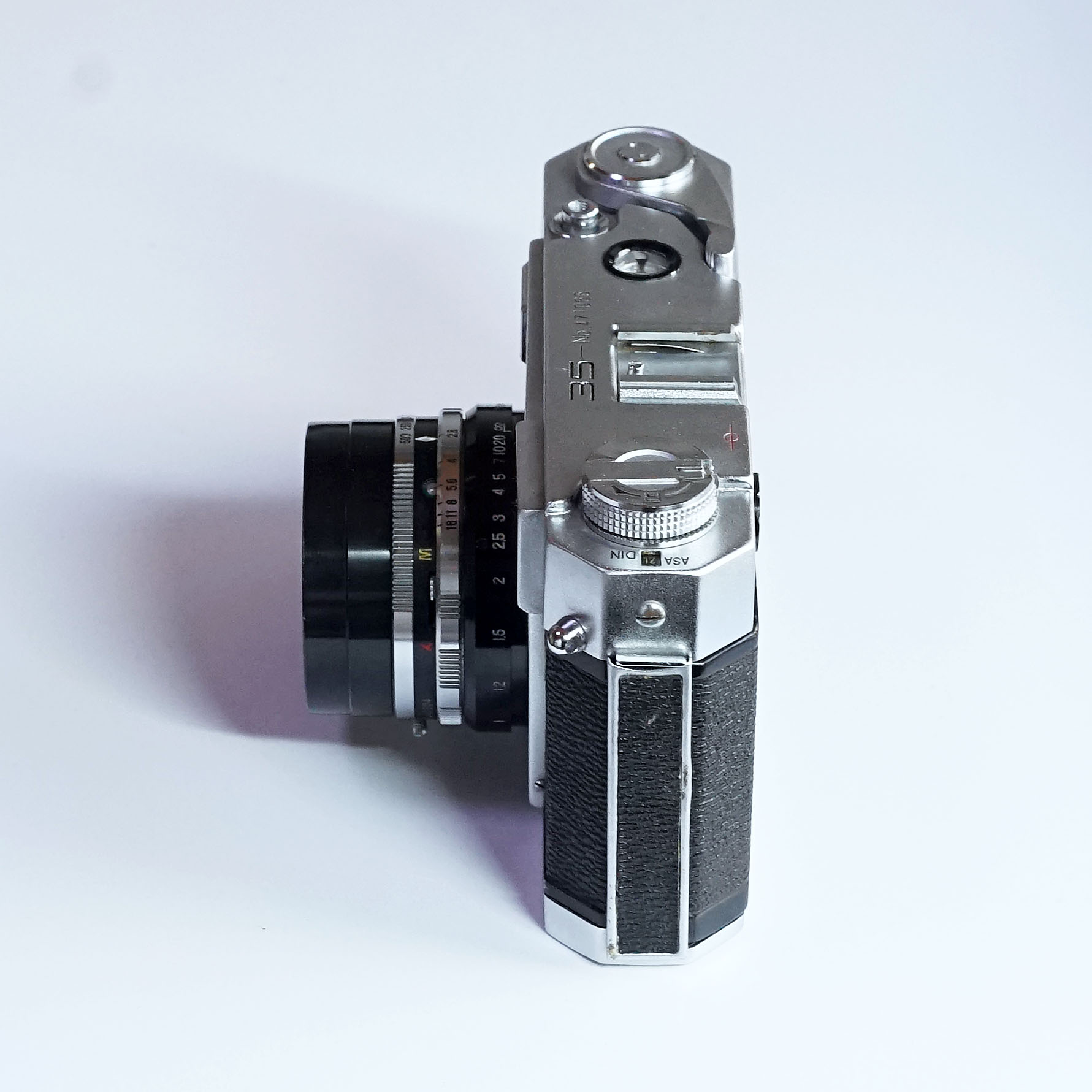 YASHICA 35 ¥9,800（中古 フィルムカメラ 35mm レンジファインダー