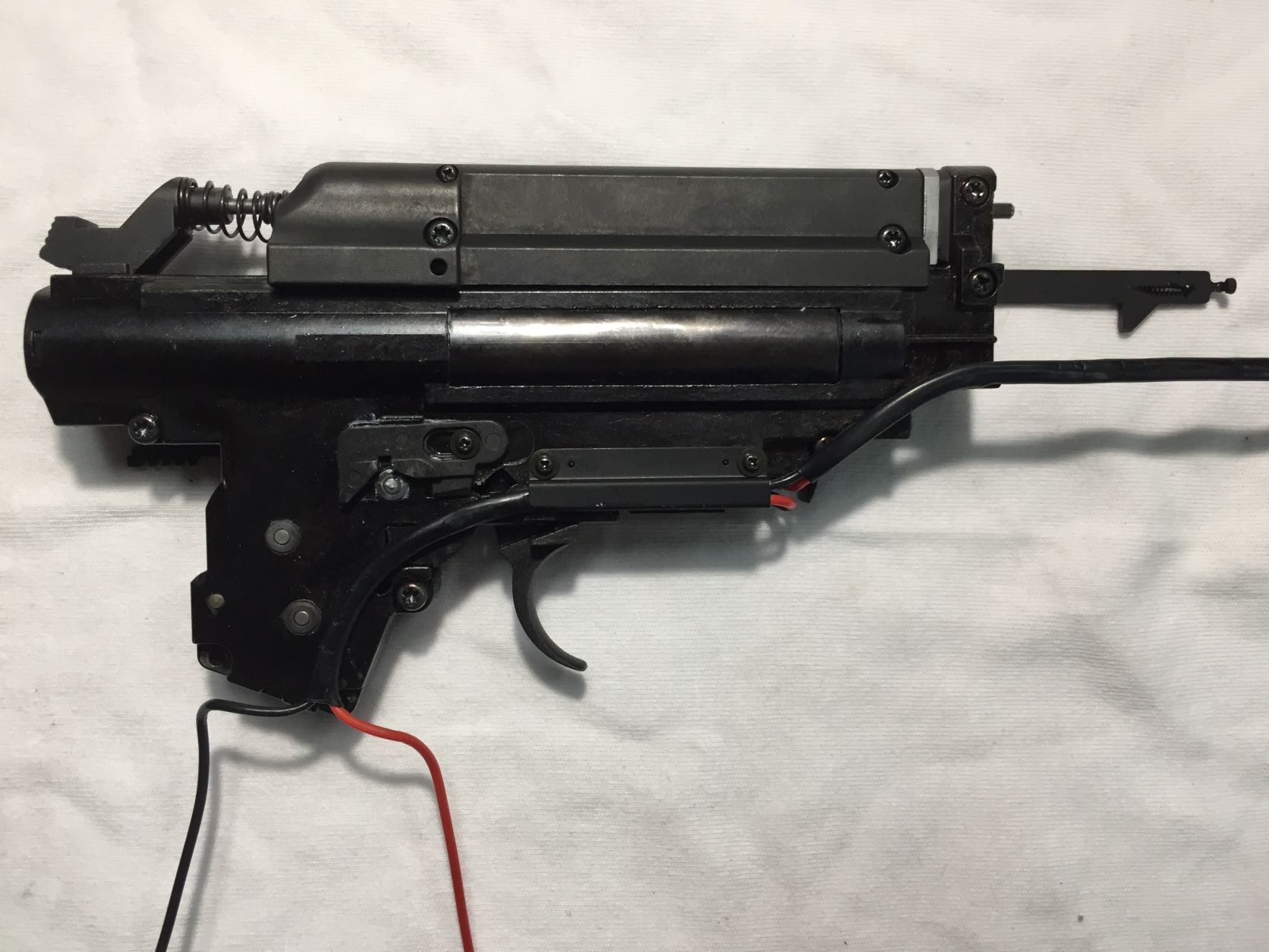 東京マルイ AK102 次世代電動ガンの修理をさせて頂きました