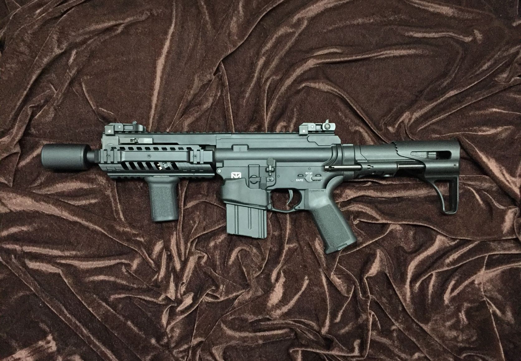 東京マルイ M4パトリオット HC スタンダード電動ガンのカスタムをさせ