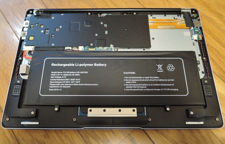 Jumper EZbook 3 Pro ー 13.3インチ、高質感な中華モバイルノート