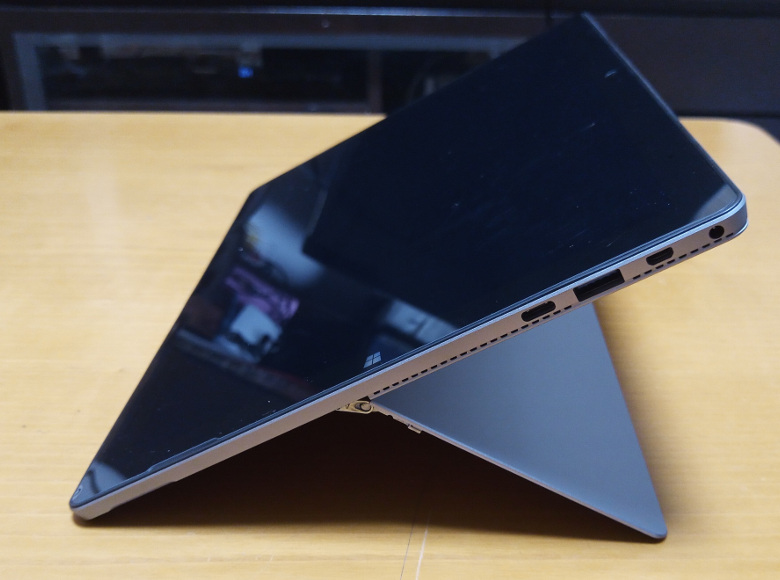 Teclast X6 Pro レビュー － 単なるSurfaceクローンじゃない、高解像度