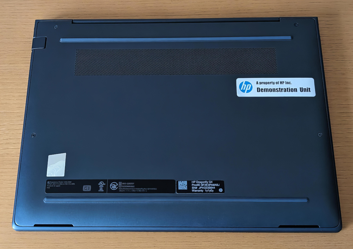 HP Dragonfly G4 レビュー － 法人向けPCとは思えない軽さとかっこよさ