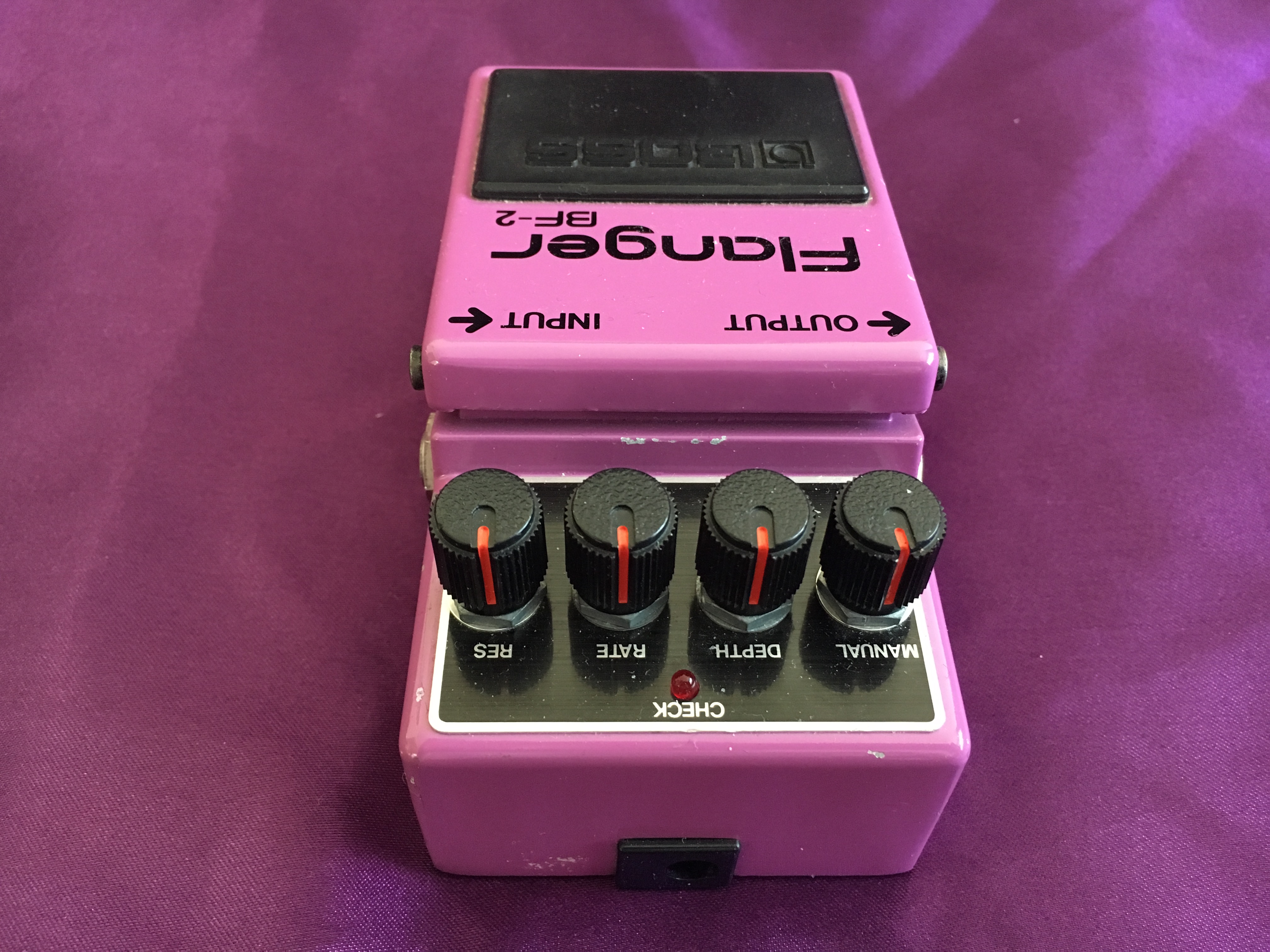 Feature – 1981 BOSS BF-2 Flanger