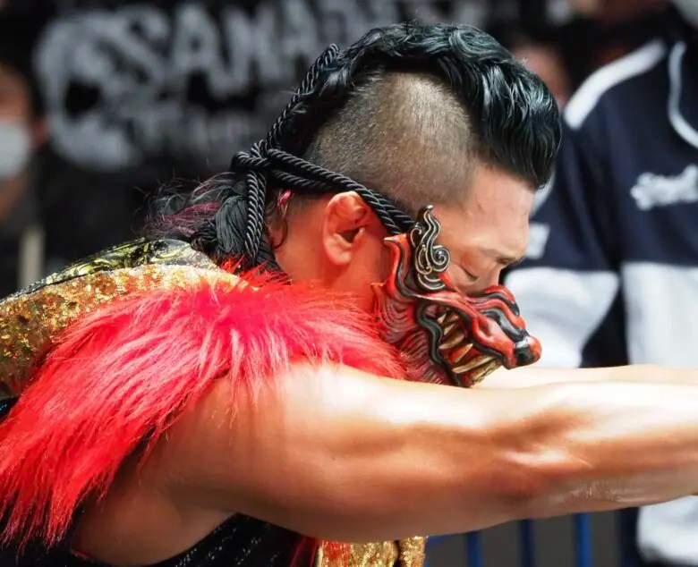 鷹木信悟サイン入りタンクトップ元ドラゴンゲート 元新日本 鷹木信悟