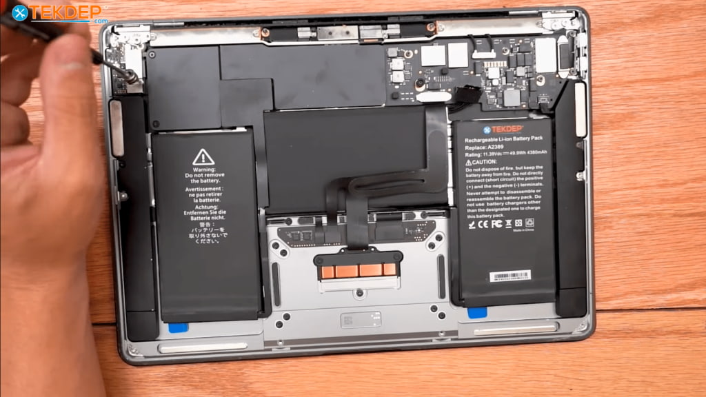 MacBook Air M1 A2337 Battery Replacement – Step-by-Step How-To Guide -