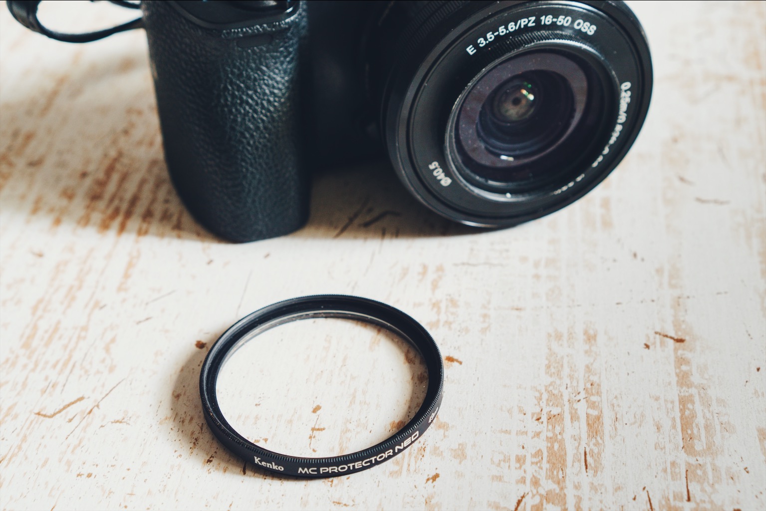 ソニー α6400と一緒に購入したいアクセサリー | Photo Journal PRESS