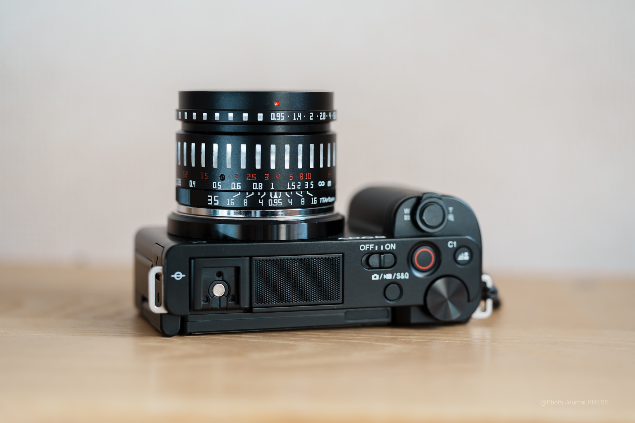 TTArtisan 35mm F0.95 レビュー// APS-C用 の明るくて大きなボケが得