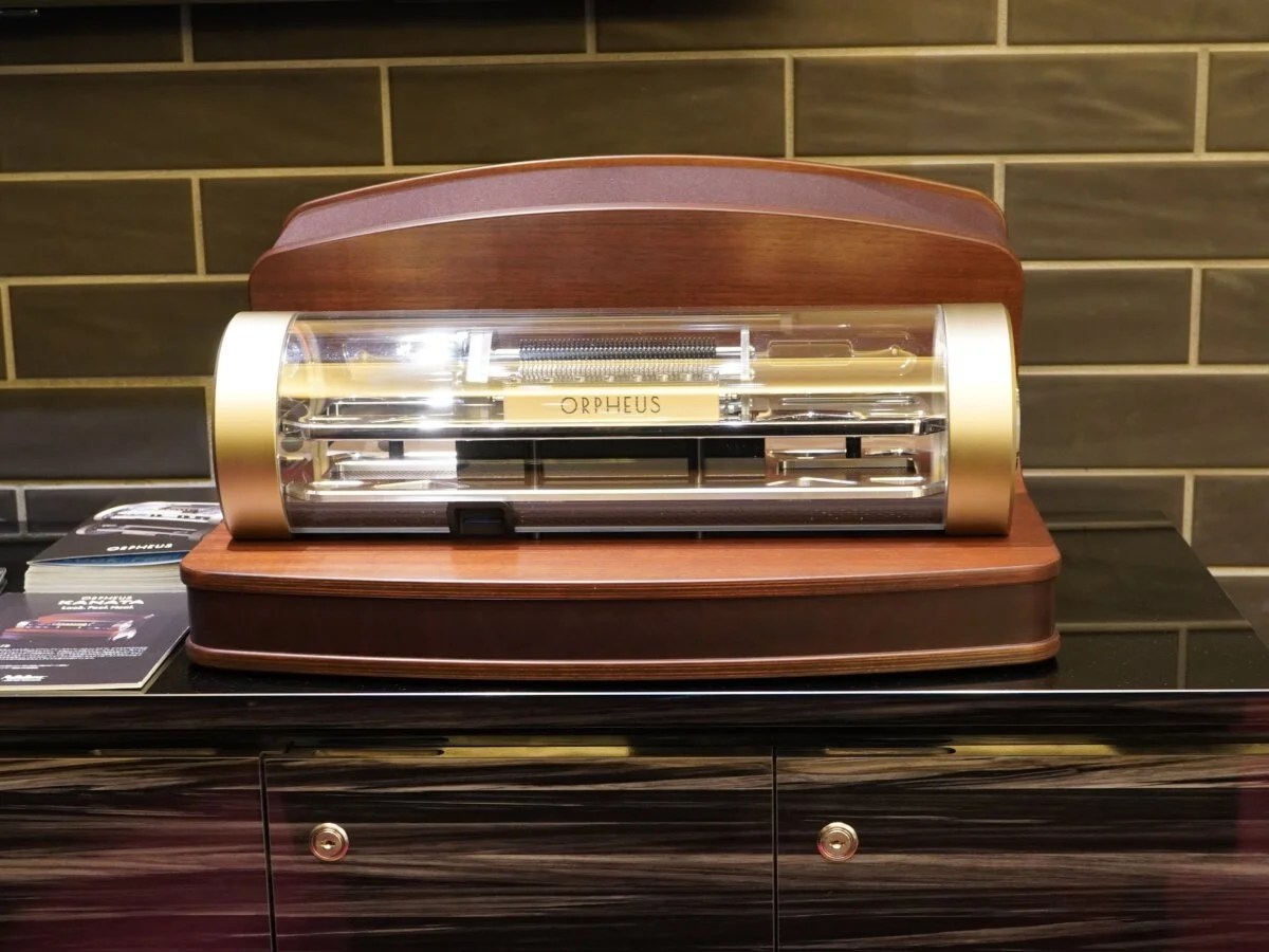 ORPHEUS（オルフェウス）KANATA（奏多） 高級オルゴールを特別展示中