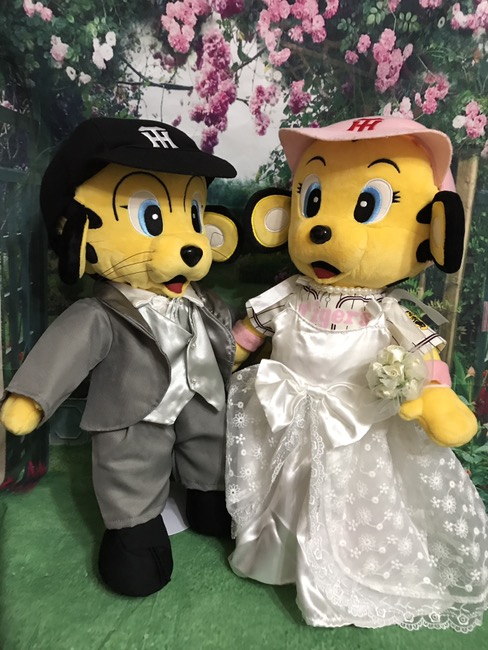 トラッキー＆ラッキー(Lサイズ)のウェディングドールご注文頂きました