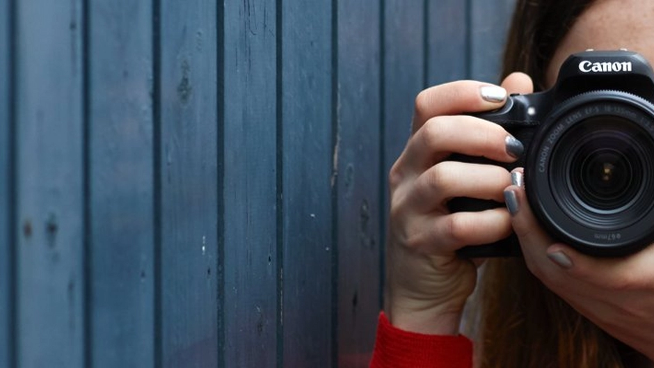 Canon EOS 77D: Packs et kits — Boutique Canon Suisse