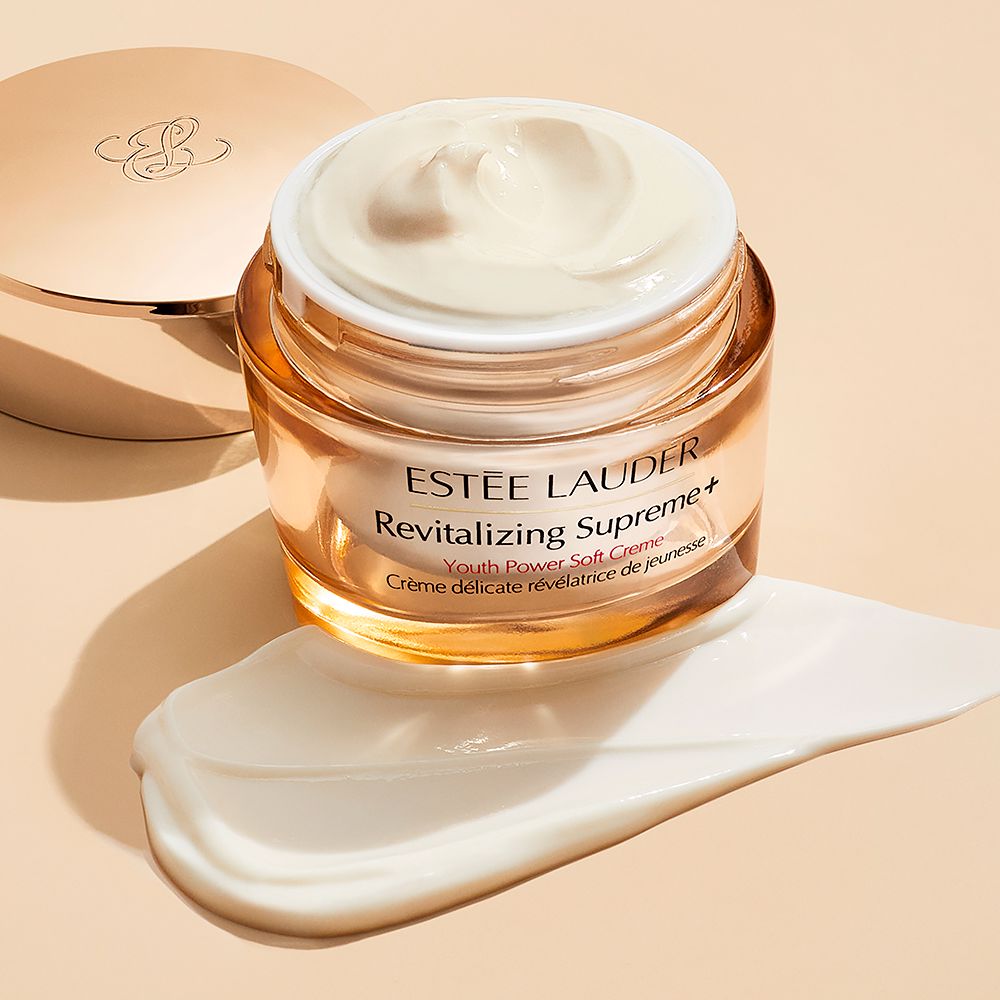 Revitalizing Supreme+ Youth Power Soft Creme Moisturizer Facial