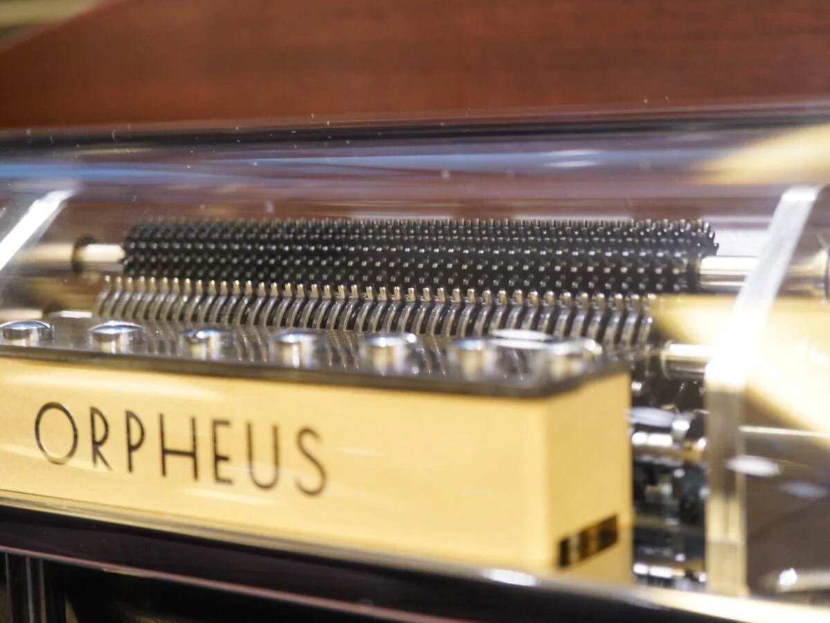 ORPHEUS（オルフェウス）KANATA（奏多） 高級オルゴールを特別展示中