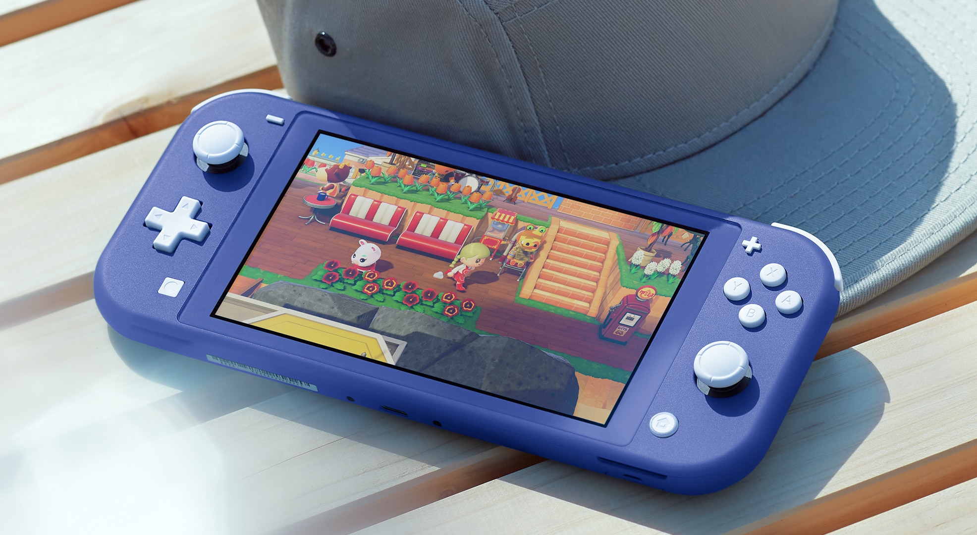 任天堂、「Nintendo Switch Lite」の新色ブルーを5月21日に発売