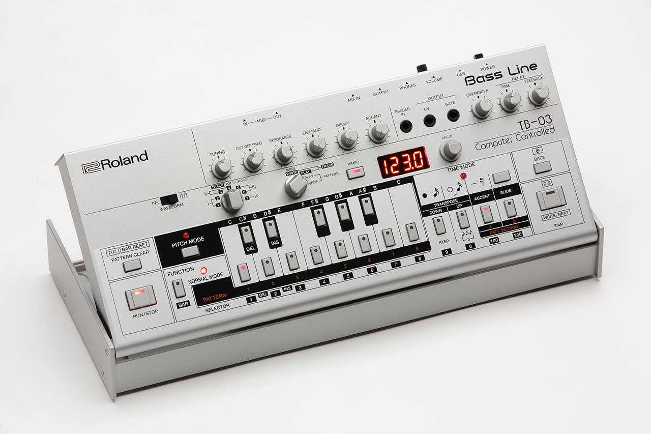 製品開発ストーリー #27：ローランド TR-09／TB-03／VP-03 〜 30年以上