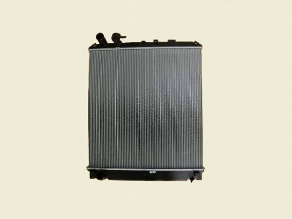 国内優良メーカー ラジエーター いすゞ フォワード 参考純正品番：1