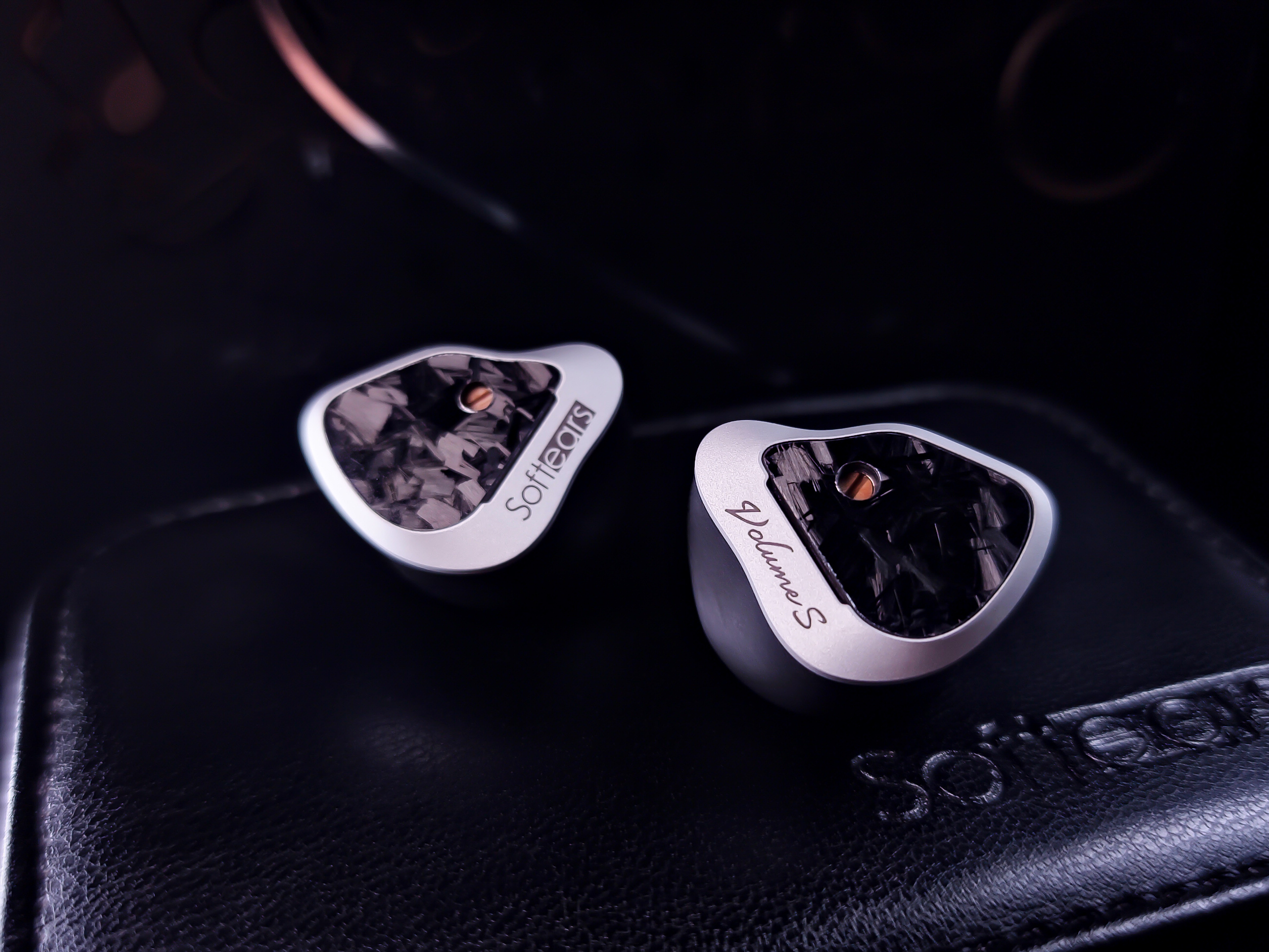 SOFTEARS VOLUME S REVIEW – IEMs and Music