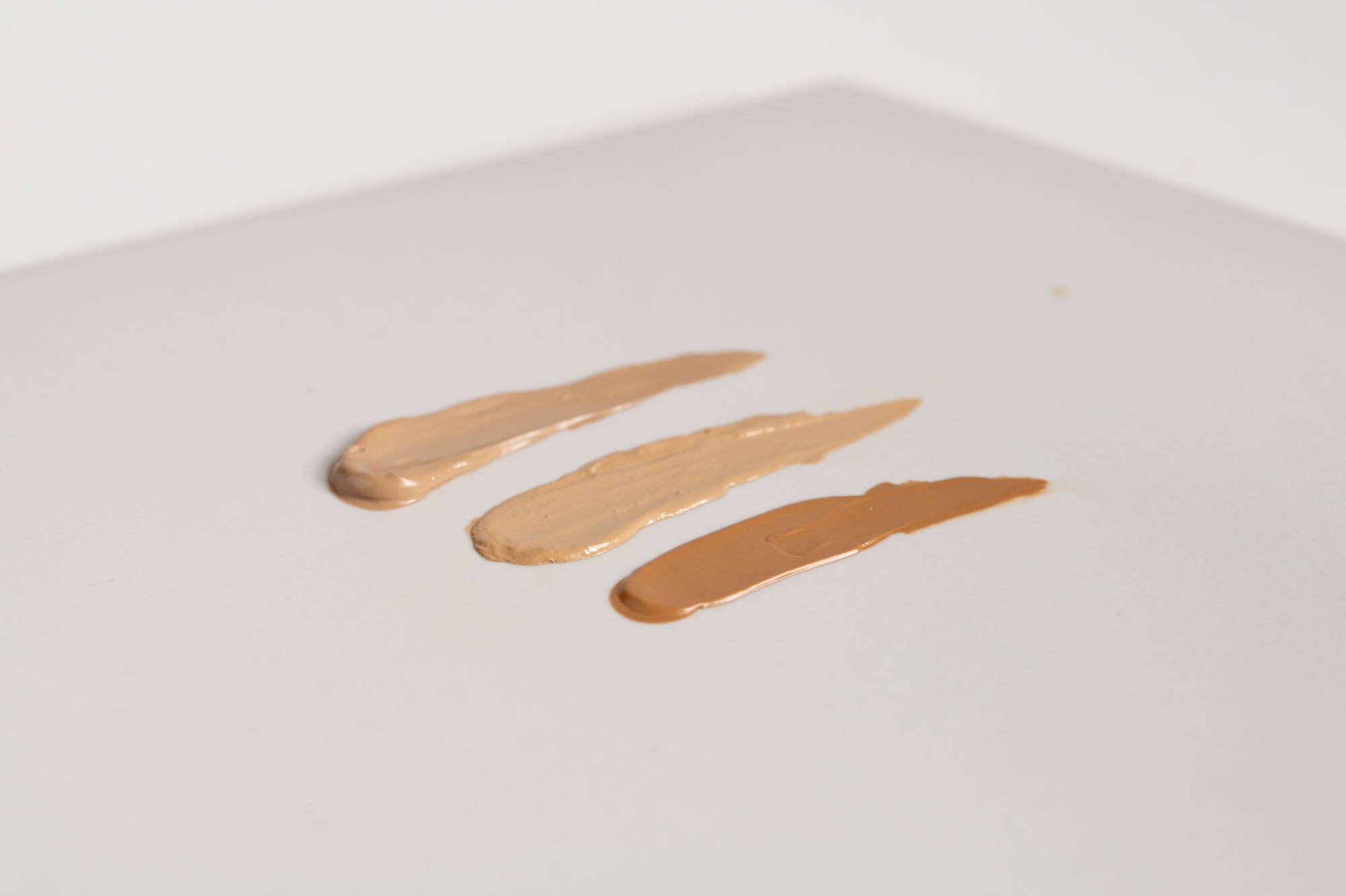 intelligent elixirs | Tinted Broad Spectrum SPF 30 - Natural