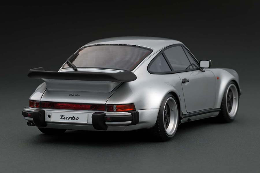 IG0949 1/18 PORSCHE 911 (930) Turbo Silver | LINE UP | [公式