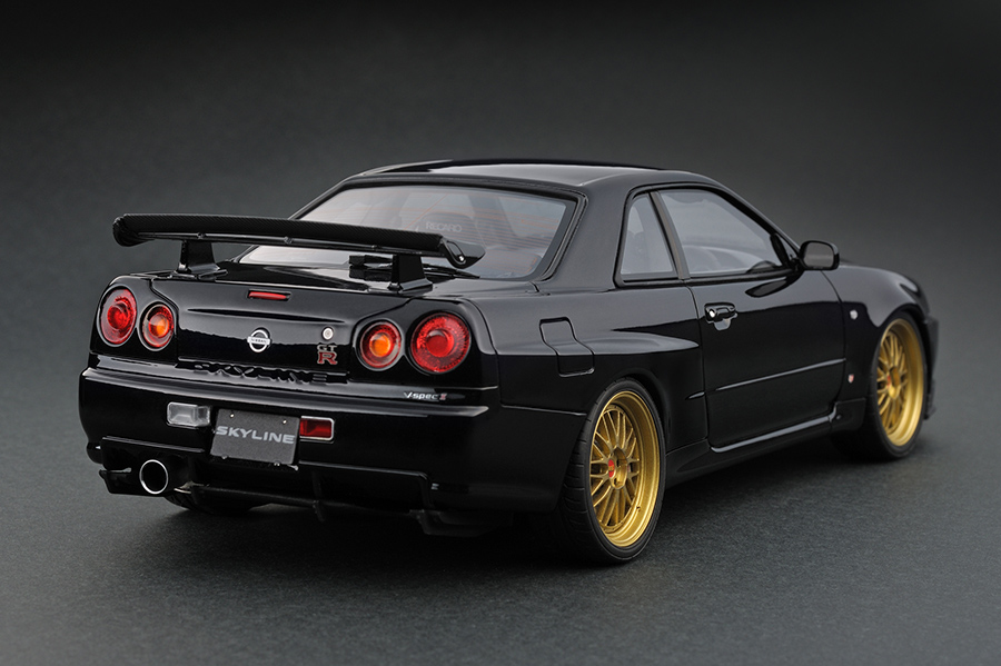 IG0185 1/18 Nissan Skyline GT-R V-spec II (R34) Black | LINE UP