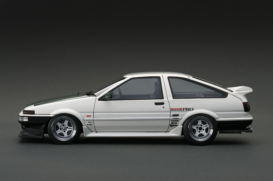IG1296 1/18 Toyota Sprinter Trueno (AE86) 3Door TK-Street Ver