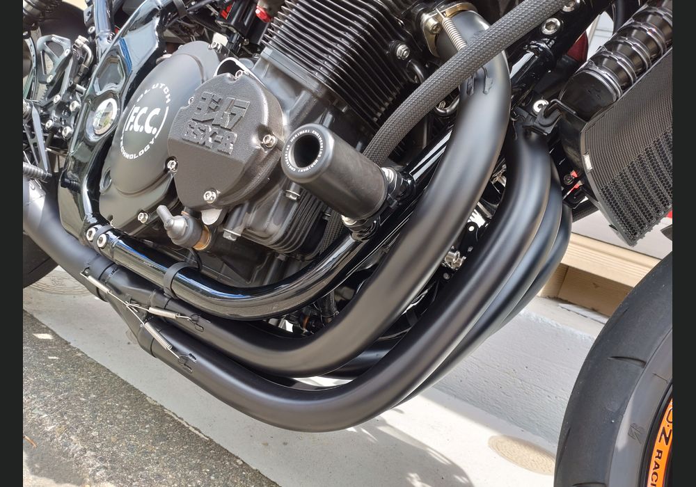 川崎で飯田レーシングファクトリーのオリジナルパーツを販売中です