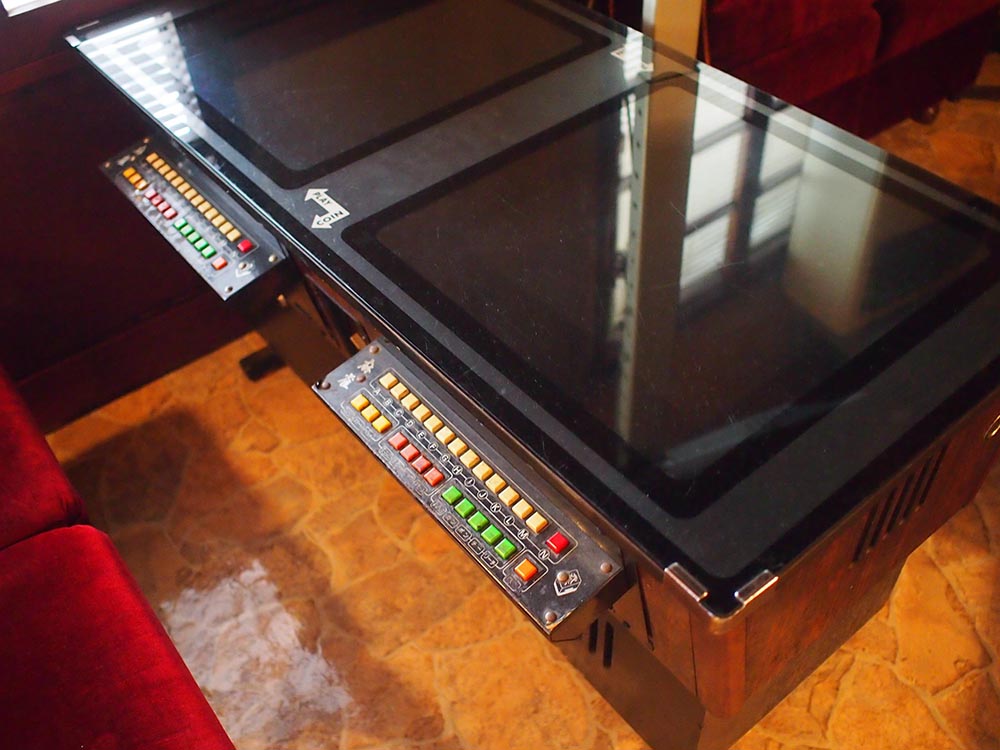 ランチ】テーブルは懐かしの麻雀ゲーム台！昭和レトロ喫茶「西遊記