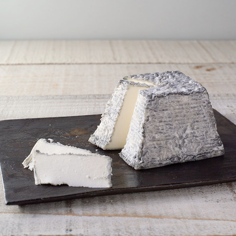 山羊熟成チーズ 茶臼岳【順次発送の為お届けに時間がかかる場合が