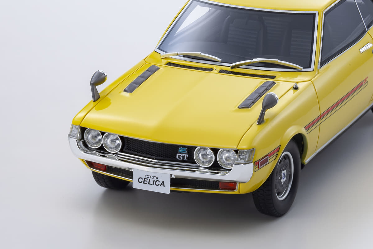 イエロー・ポリカの「ダルマセリカ」999台限定で降臨！ 1/18スケール