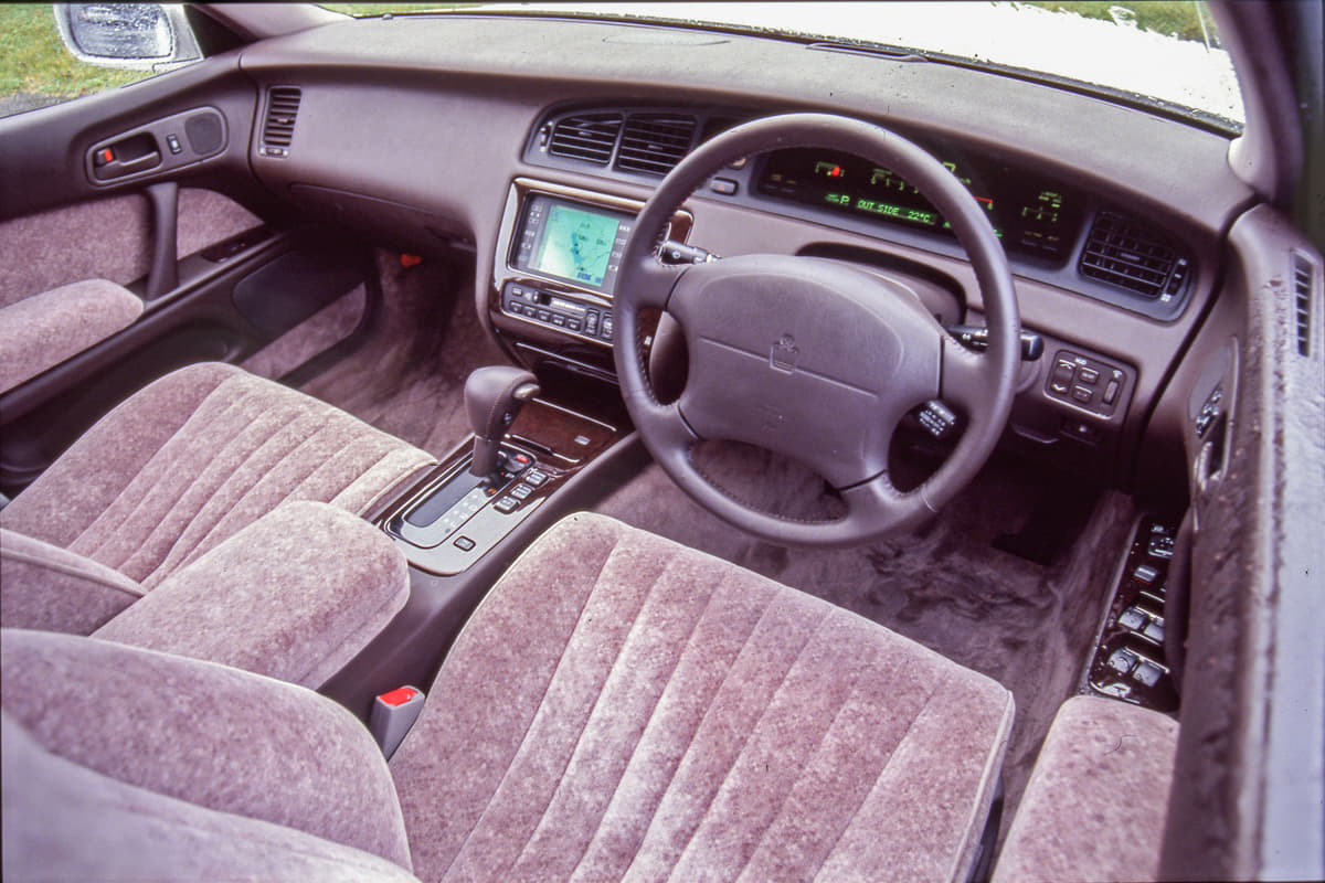 画像ギャラリー】「クラウン以上セルシオ未満」のVIPカー！ 平成の