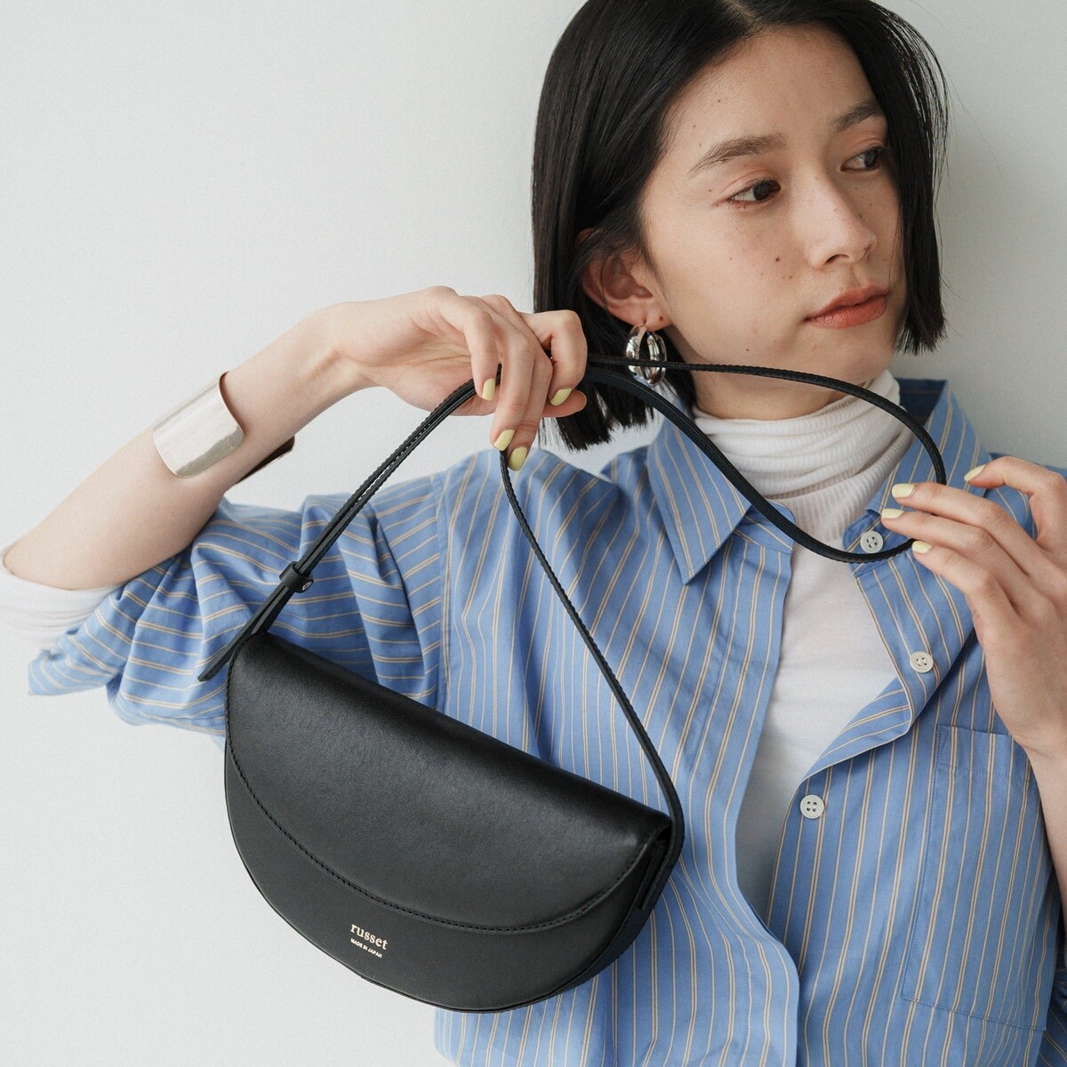 2025SS新作】レザーハーフムーンミニショルダーバッグ(CE-1525