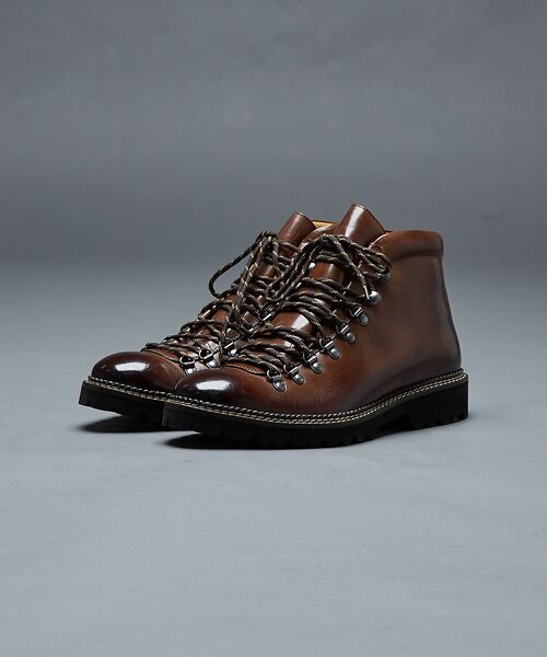 セール】 【一部店舗＋WEB限定】軽量タンクソール トレッキング ブーツ