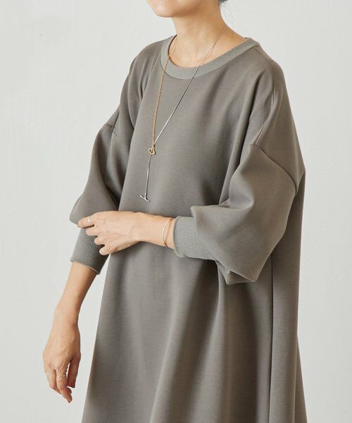 袖パフダンボールワンピース （ロング・マキシ丈ワンピース