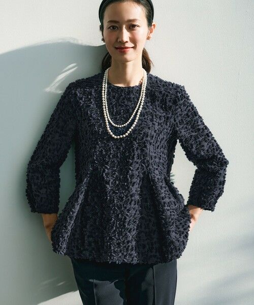 セール】 【VERYコラボ】ボタニカル カットジャカード ブラウス