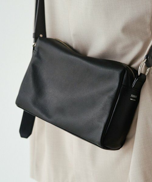 レザースクエアショルダーバッグ （ショルダーバッグ）｜russet