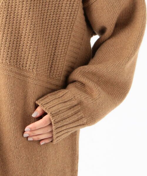 セール】 ピュアキャメル Vネックカーディガン （カーディガン・ボレロ