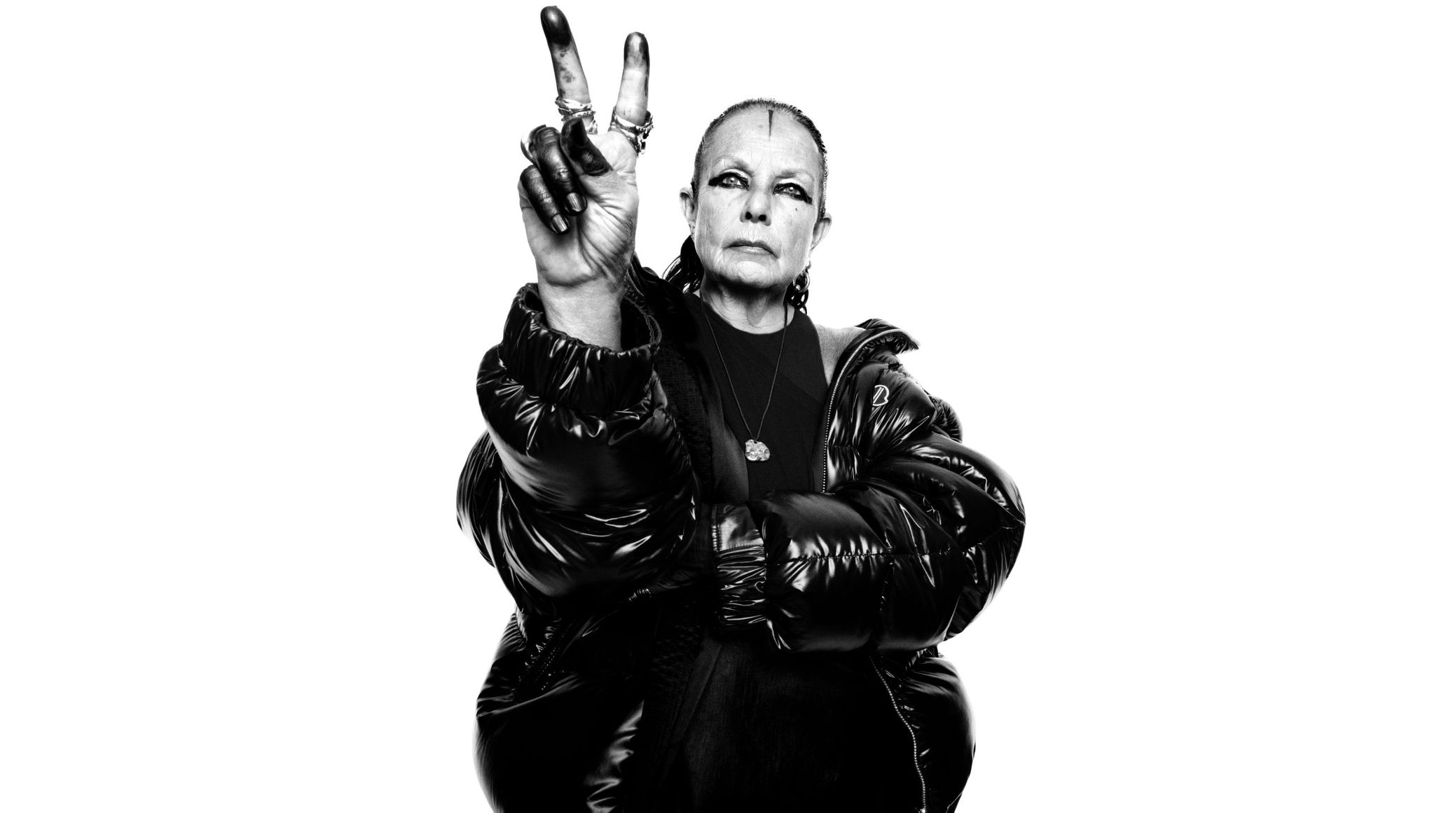 モンクレール」×「リック・オウエンス」による“マヤ ジャケット”発売