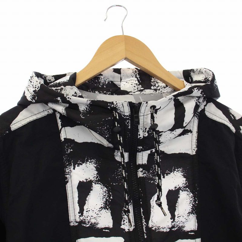 シュプリーム SUPREME 14SS Nylon Hooded Pullover ナイロンフーテッド