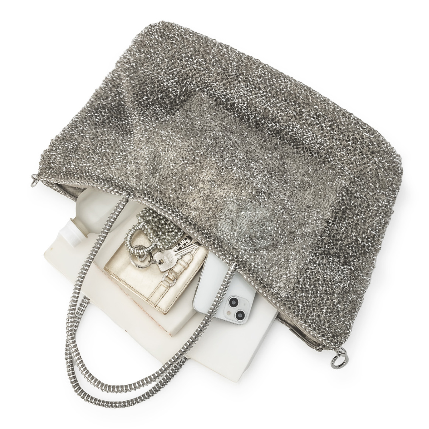 私たちのおしゃれに欠かせない！夏の【アンテプリマのワイヤーバッグ